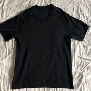 Lululemon athletic shirt